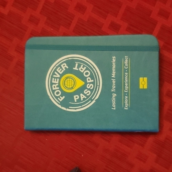 FOREVER Passport book / travel planner - Picture 2 of 15